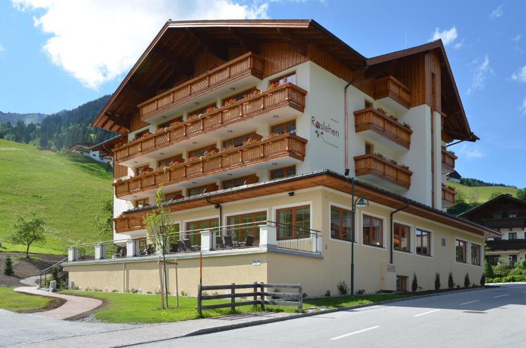 Hotel Roslehen Grossarl Exterior foto